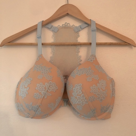 PINK Victoria's Secret Other - Victoria’s Secret PINK Cream & Baby Blue Lace Snap Front Push-up Racerback Bra